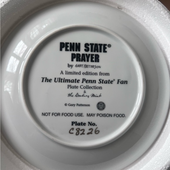 Penn State Prayer Porcelain Collector Plate by Gary Patterson. - Picture 2 of 16